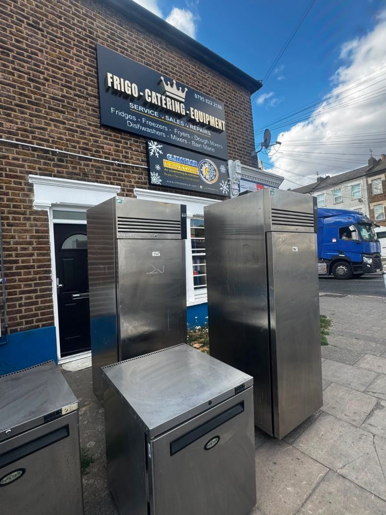 Commercial undercounter single door fridge fully serviced cafe shop restaurant takeaway 