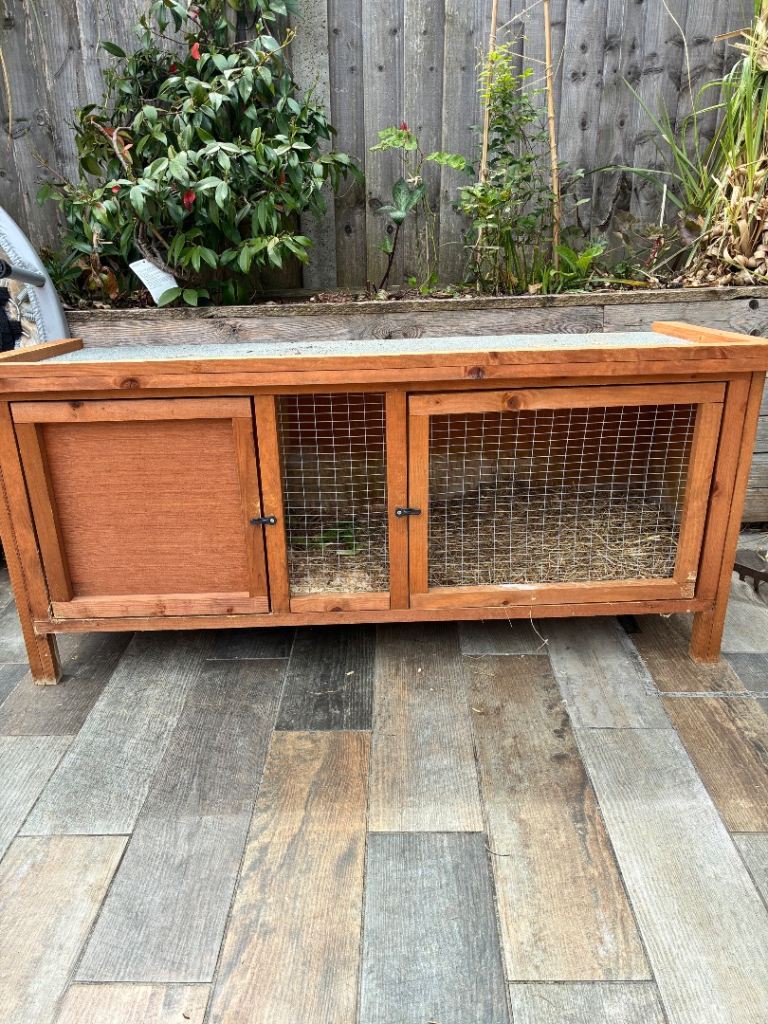 Guinea Pigs hutch 