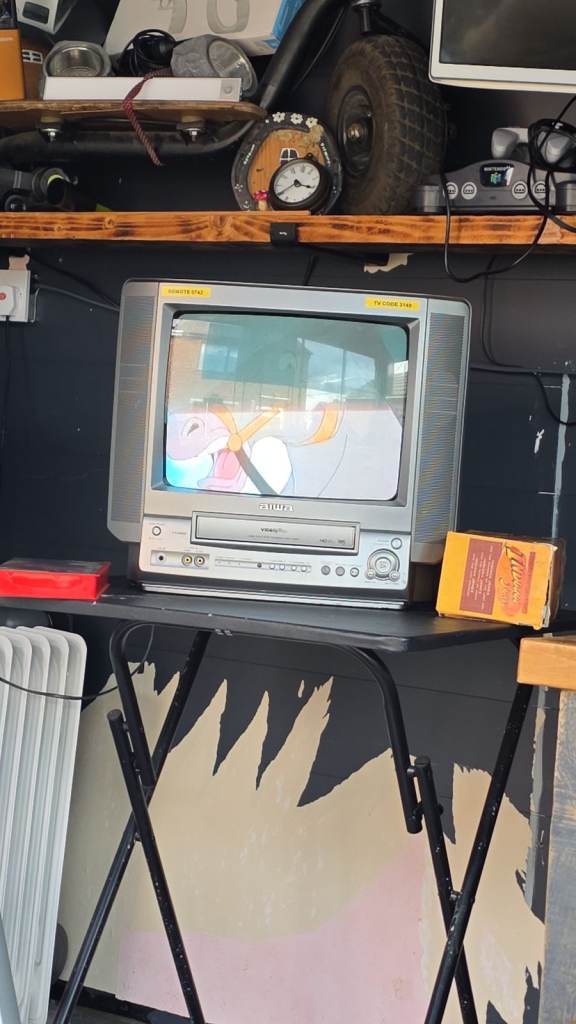 Wanted Old Tv 📺 wanted 