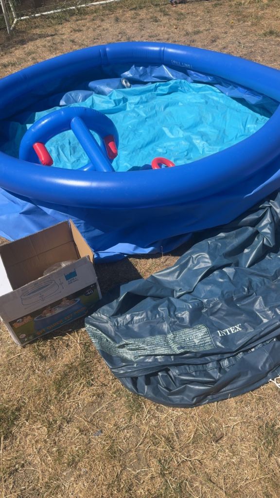 8ft pool and cover 