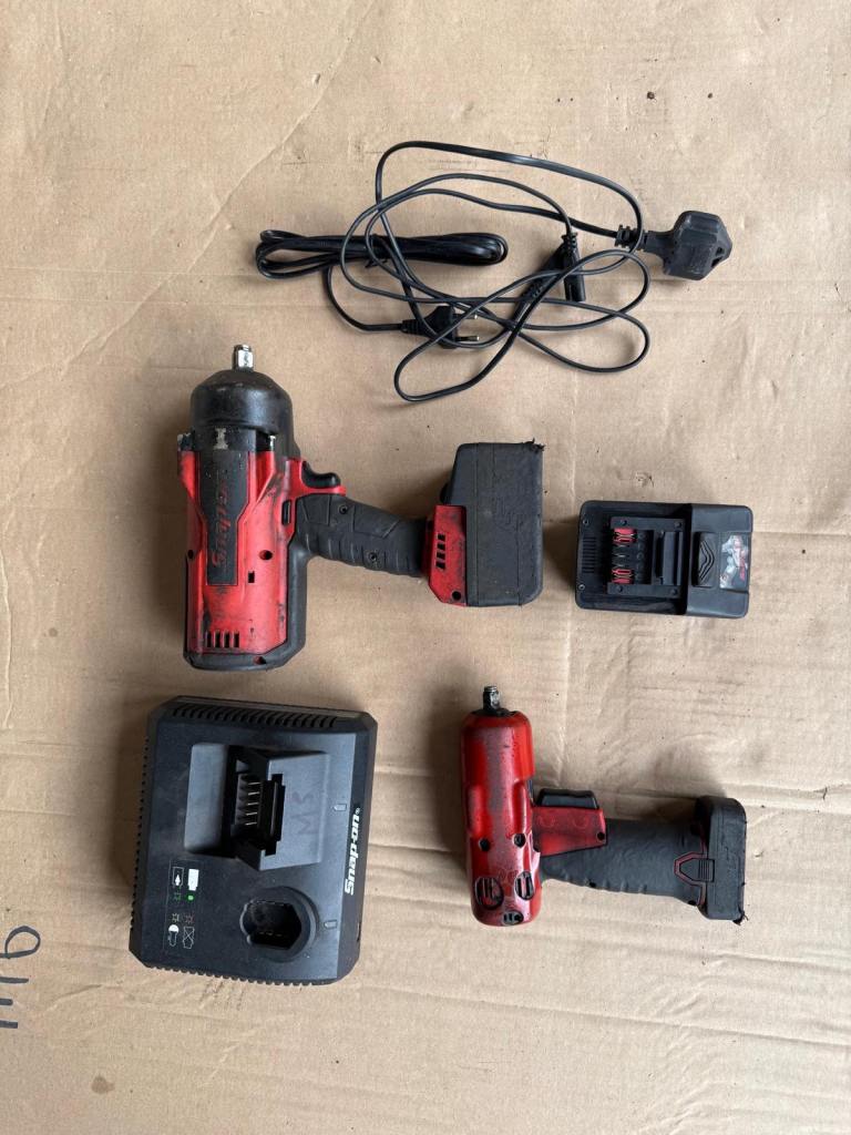 Snap-On Monster Lithium 1/2” & 3/8” Impact Wrench Kit + Batteries & Charger