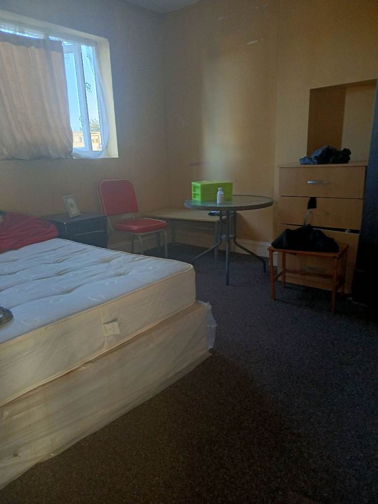 Room for two people share