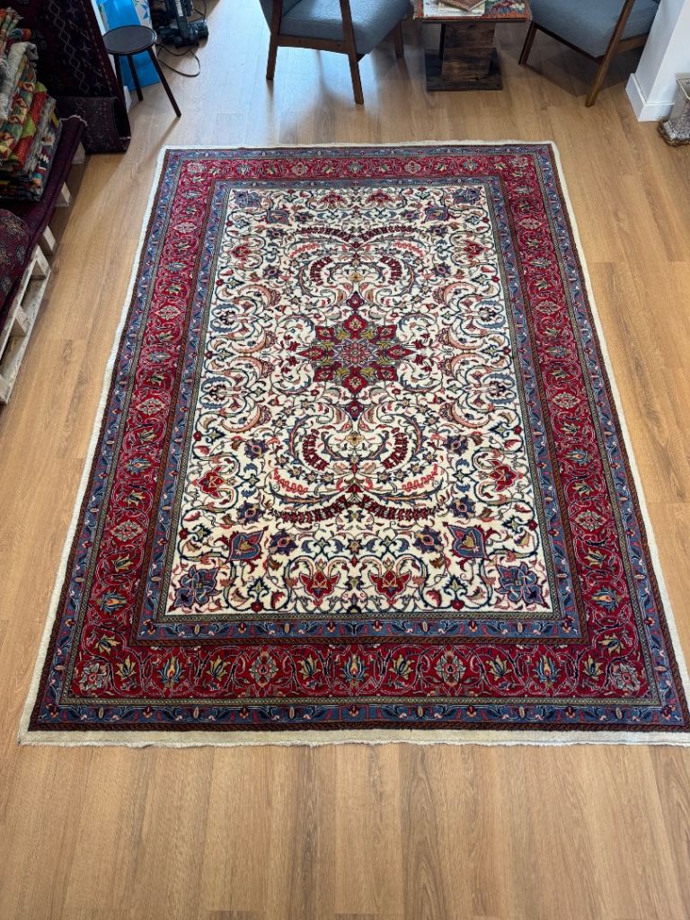 Luxurious handmade Persian Sarough rug 310x220cm