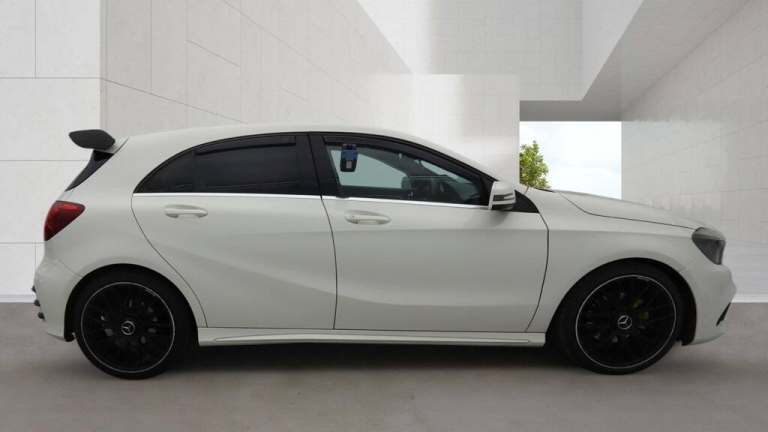 2017 Mercedes-Benz A-Class A180d AMG Line 5dr ++ NIGHT PACK / NAV / ULEZ / CAMERA ++ HATCHBACK Di...