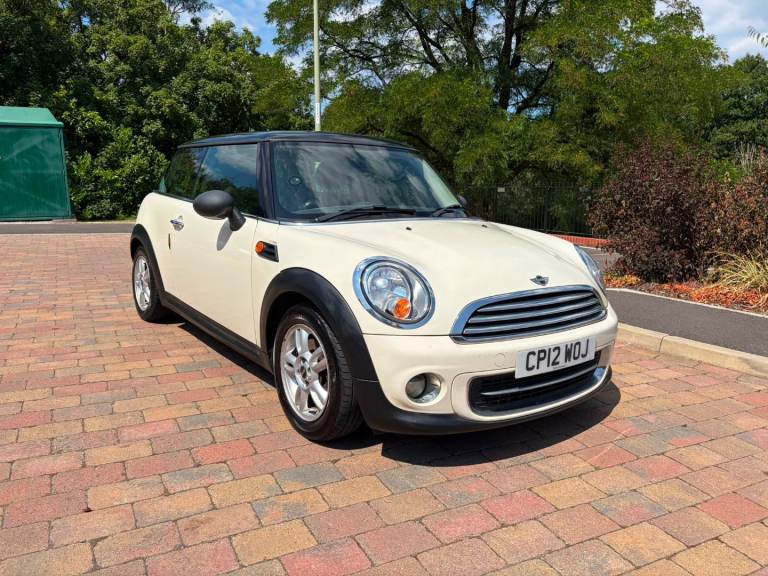 Mini Cooper 2012 Pepper White