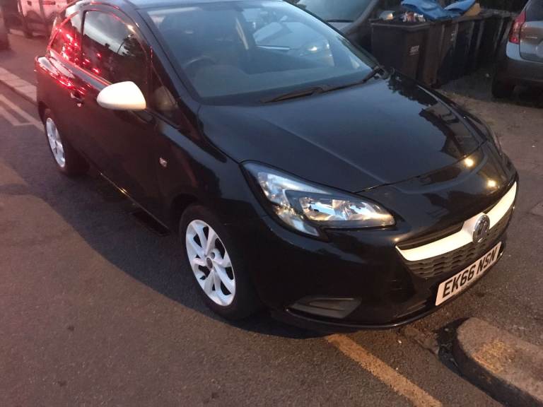 2016 Vauxhall corsa 1.4 petrol manual 77000 on clock drives brilliant