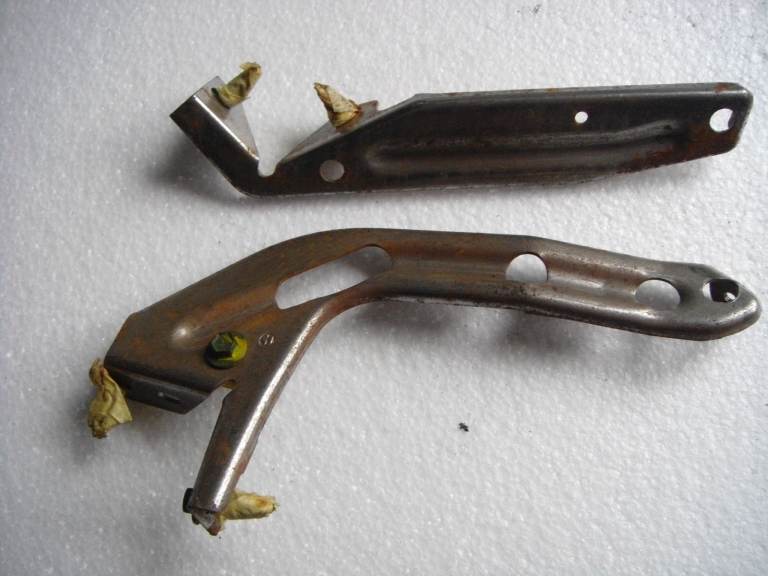 VW GOLF MK2 DASHBOARD SUPPORT BRACKETS 2X