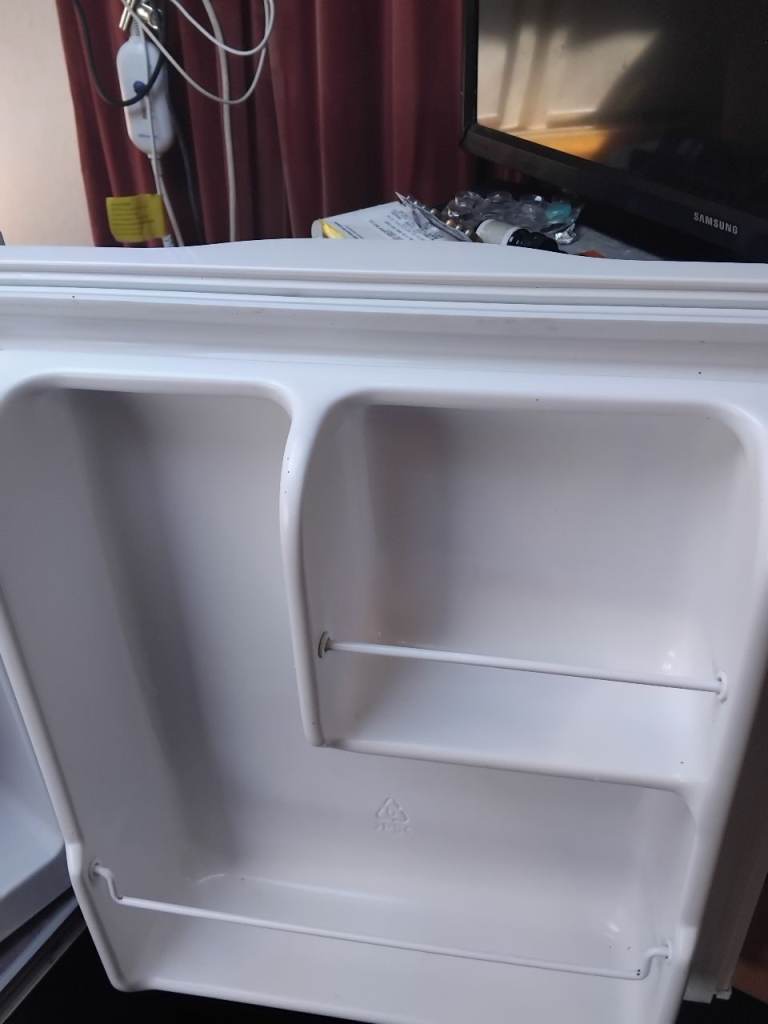Countertop fridge 