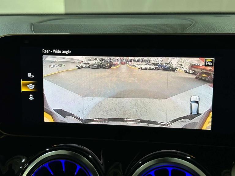 2021 Mercedes-Benz GLB 2.0 GLB 220 AMG Line Premium+ D 4Matic Auto 4WD 5dr SUV Diesel Automatic