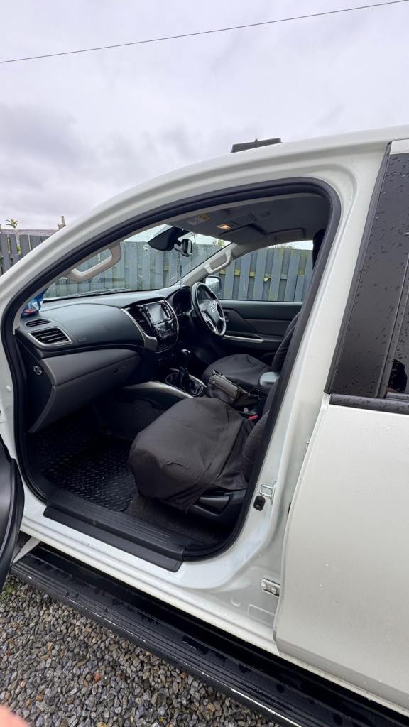 Mitsubishi L200 
