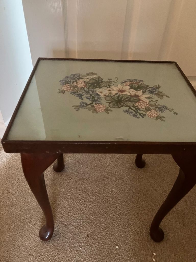 Little side table free