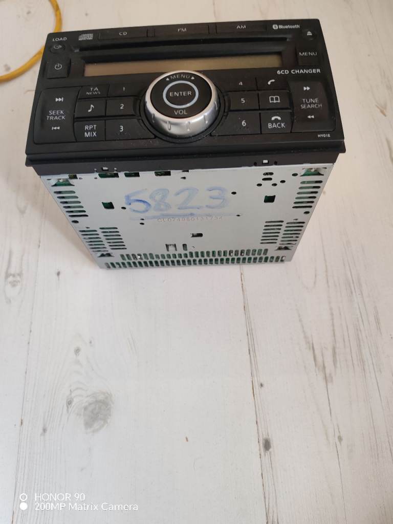 Nissan Car Stereo with CD and Bluetooth