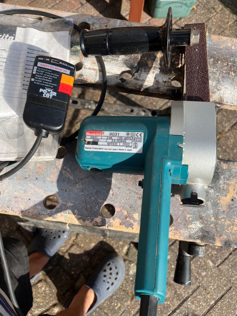 Makita belt sander