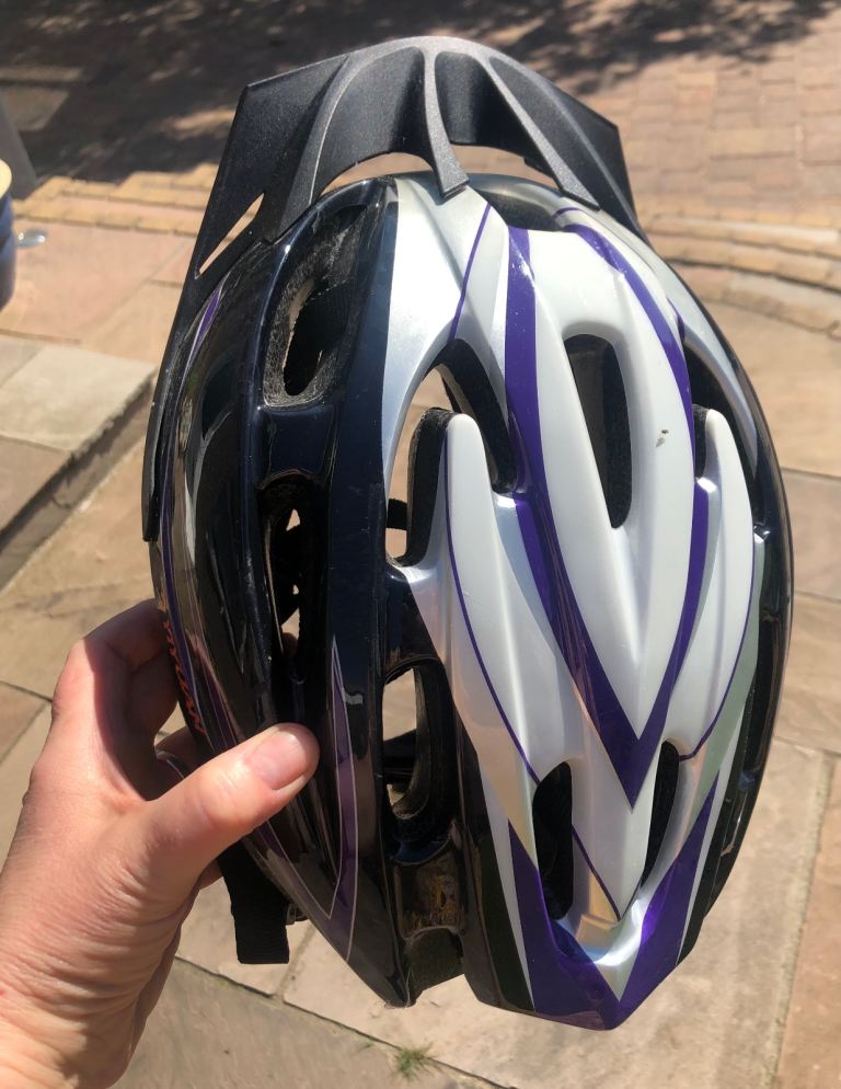 Medium bike bicycle helmet 