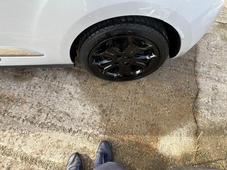 2017 DS Automobiles DS 3 1.2 PureTech 82 Connected Chic 3dr HATCHBACK PETROL Manual