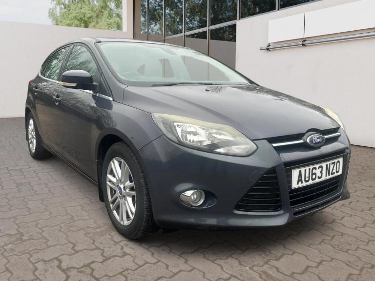 2013 Ford Focus 1.0T EcoBoost Titanium Euro 5 (s/s) 5dr HATCHBACK Petrol Manual