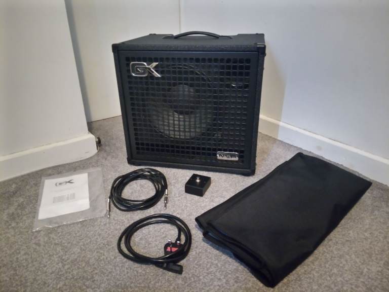 Gallien-Krueger (GK) Fusion 112 (ultra-light 800W valve/tube hybrid 1×12 bass combo amp) + cover