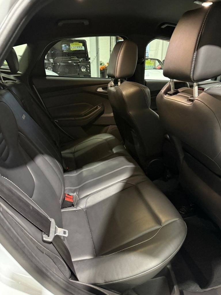 2013 Ford Focus 2.0T EcoBoost ST-3 Hatchback 5dr Petrol Manual Euro 5 s/s 250 ps Top Spec  Hatchb...