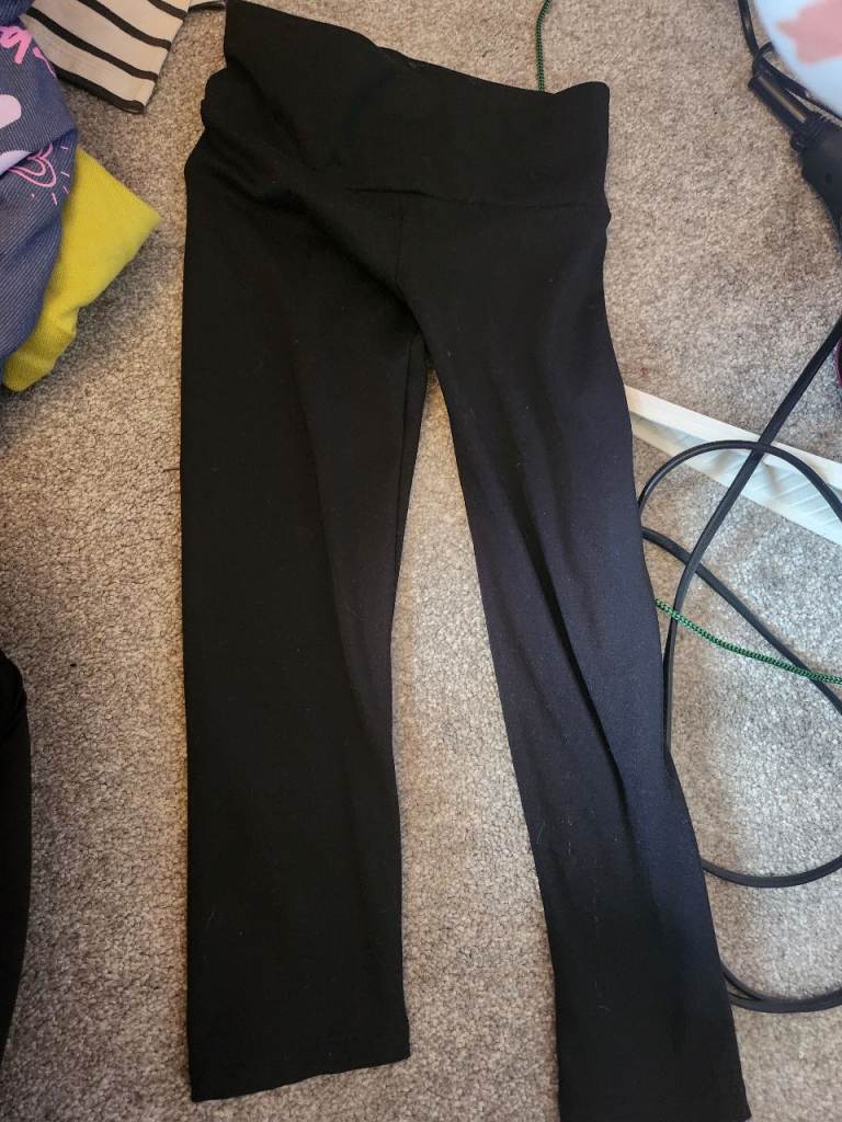 Lycra type black f and f girls leggings age 5 t 6 years 