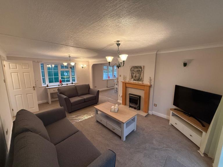 MASSIVE 48x20ft Roughcast Centre Lounge Mobile Home - Offsite Sale, Private Land