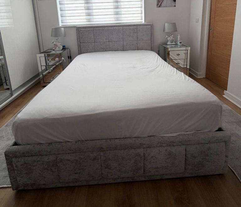 King Size ottoman bed 