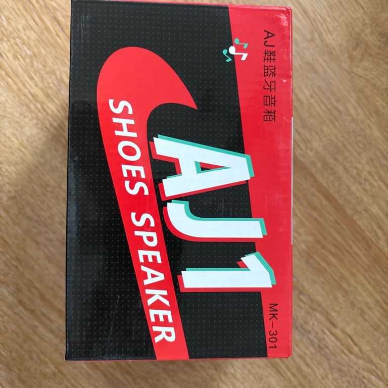 Air Jordan Shoe bluetooth speaker rechargeable  AJ1 MK-301 Red