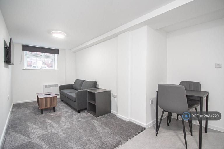 1 bedroom flat in The Maltings, Gainsborough, DN21 (1 bed) (#2834770)