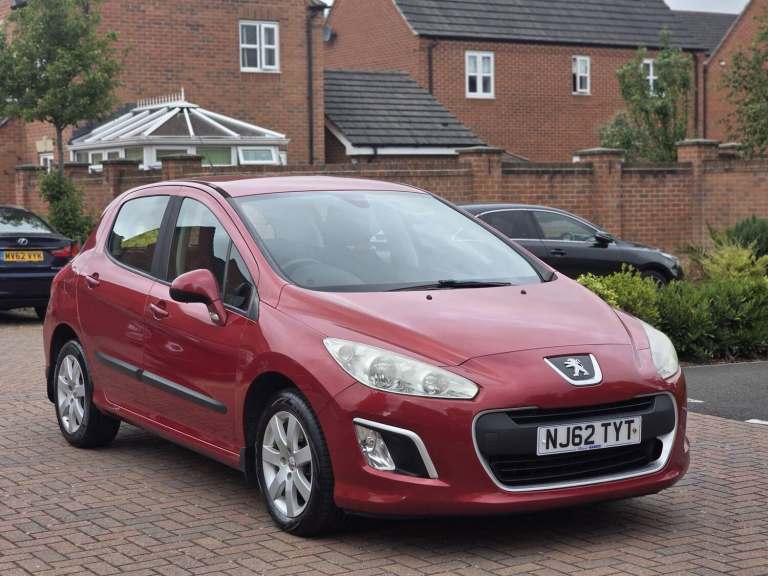 Peugeot 308 1.6 HDi SR Euro 5 5dr Diesel Manual