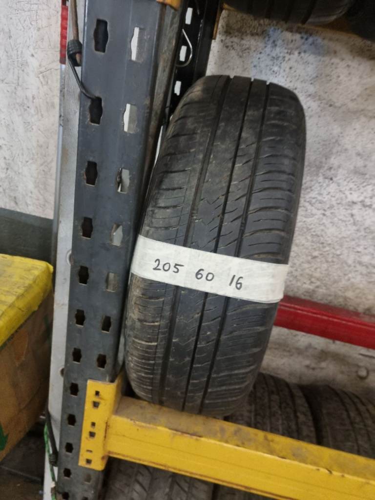 Tyres 205 60 16
