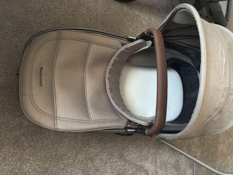 Maxi Cosi Fame Stroller