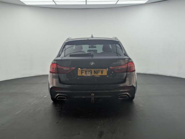 2019 BMW 5 Series 2.0 520d M Sport Touring 5dr Diesel Auto Euro 6 (s/s) (190 ps) DAKOTA LEATH EST...