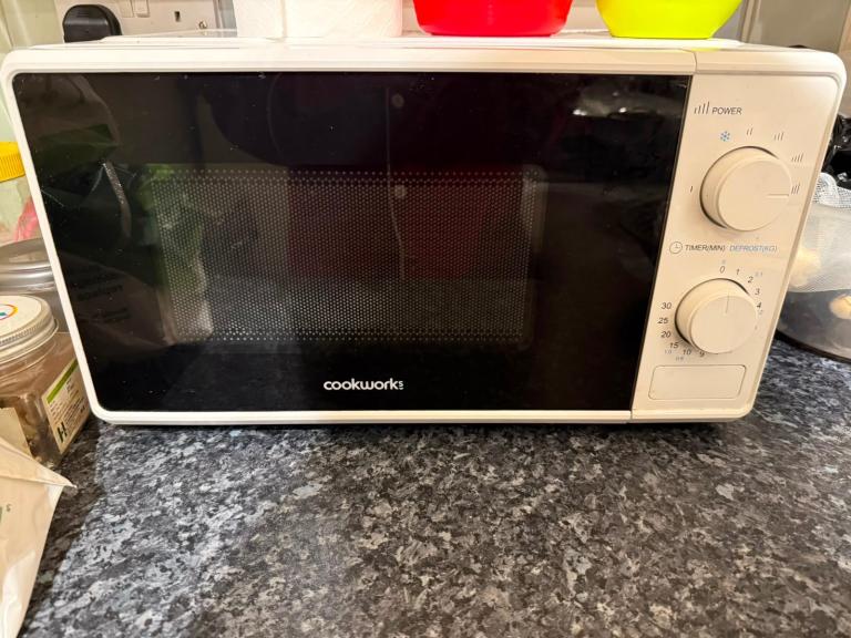 Cookworks Microwave Oven - White, Good Condition