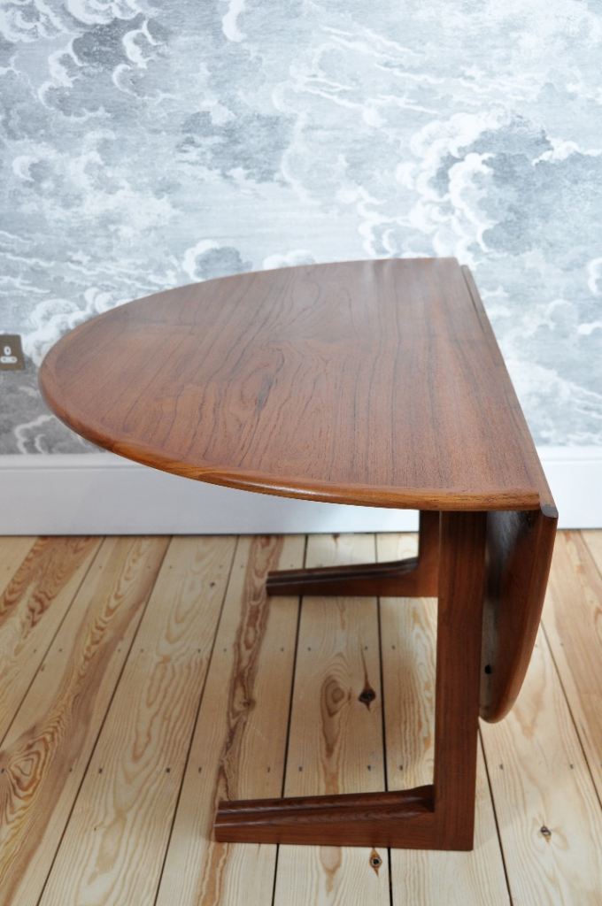 image for Vintage Danish 50's 60's Georg Petersens Circular / Oval Drop Leaf Dining Table