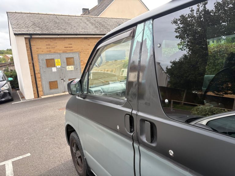 Mazda Bongo Frendee 1999
