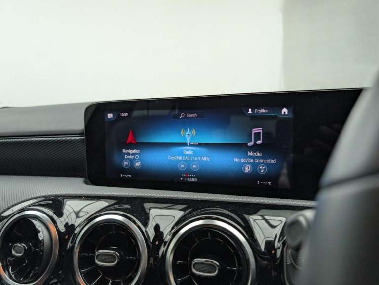 2022 Mercedes-Benz A-Class 1.3 A180 Sport (Executive) Hatchback 5dr Petrol 7G-DCT Euro 6 (s/s) (1...