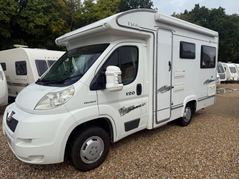 2007 Elddis Autoquest 120 Light weight 2 berth