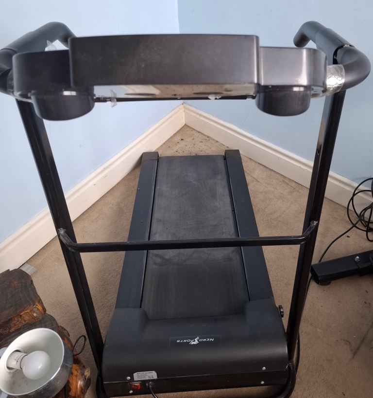 Nero sports electric foldable treadmil