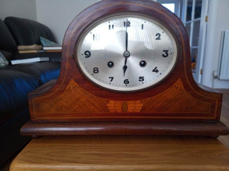 Antique ( 70--80years) Mantelpiece Chiming Clock 