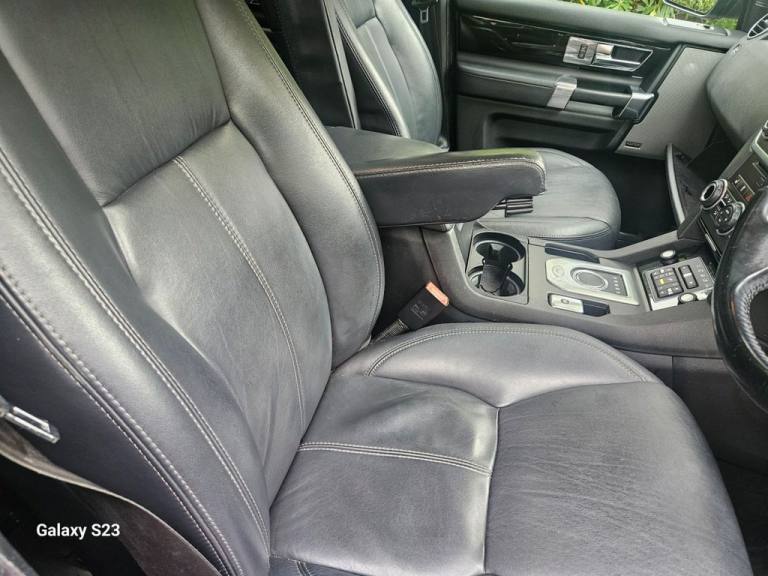 2013 Land Rover Discovery 3.0 SDV6 255 HSE 5dr Auto ESTATE DIESEL Automatic