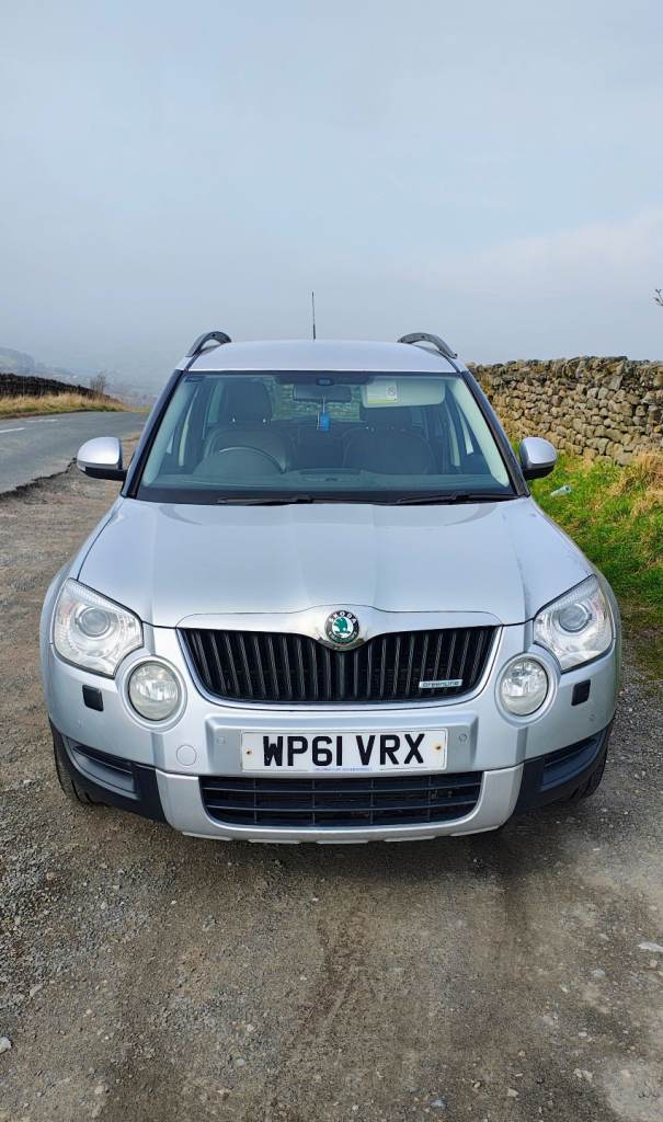 2012 Skoda Yeti 1.6 TDI CR Greenline Elegance top spec full leather full MOT