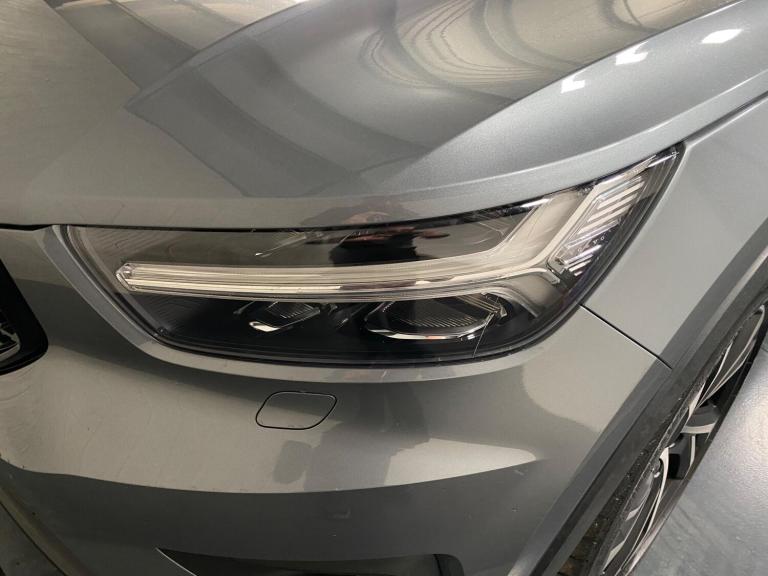 2018 Volvo XC40 2.0 D4 R-Design Pro Auto AWD Euro 6 (s/s) 5dr ESTATE Diesel Automatic