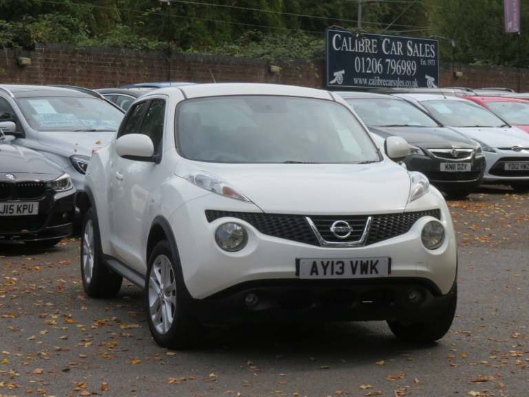 2013 Nissan Juke 1.6 Acenta Nav 5dr [Premium Pack] White Manual ULEZ HATCHBACK Petrol Manual