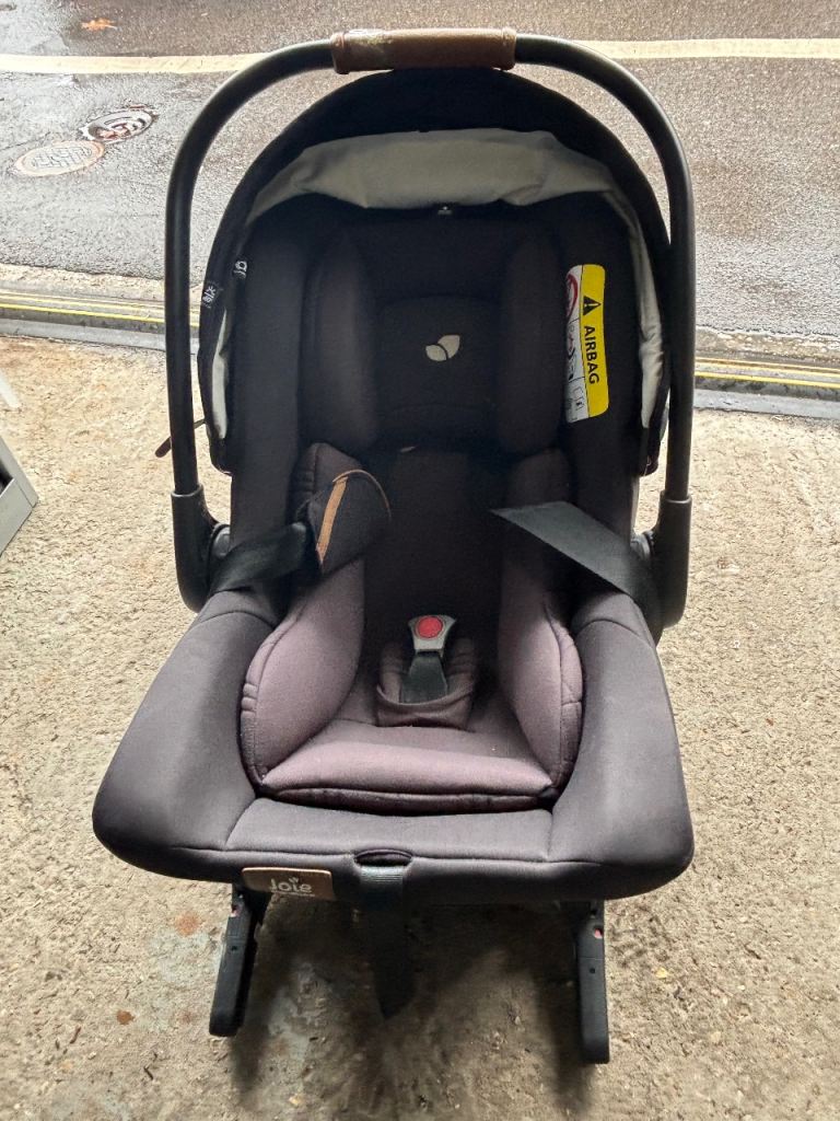 Joie Baby Car Seat – Black, very Good Condition