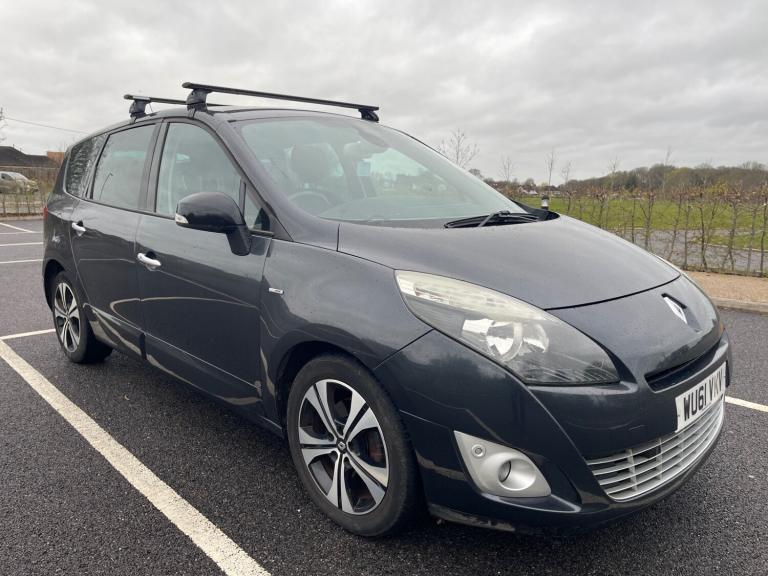 2011 Renault Grand Scenic 1.5 dCi 110 Dynamique TomTom 5dr EDC [Bose Pack] MPV Diesel Automatic