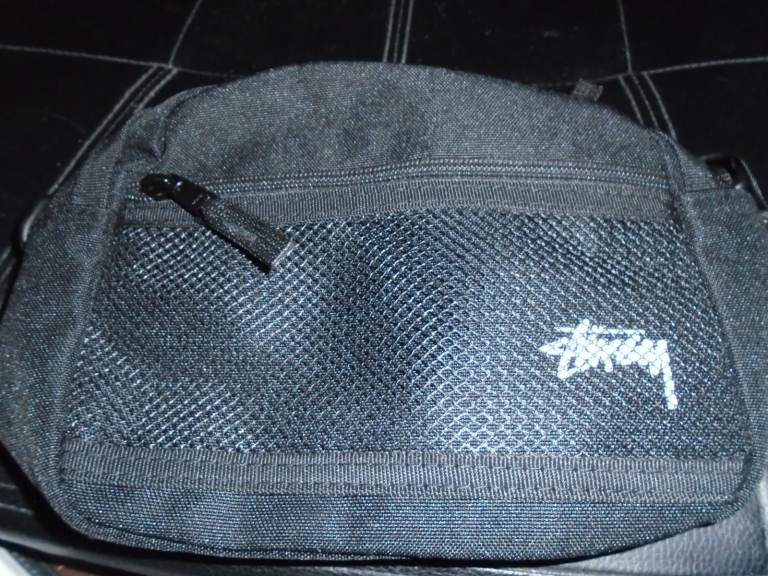 STUSSY MIXED ITEMS / CROSSBODY BAG / DOG TAG / MASK / NECKLACE / NOW REDUCED IN PRICE /