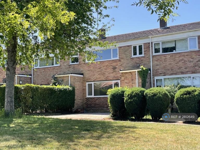 3 bedroom house in Sherborne Road, Bury St Edmunds, IP33 (3 bed) (#2812649)