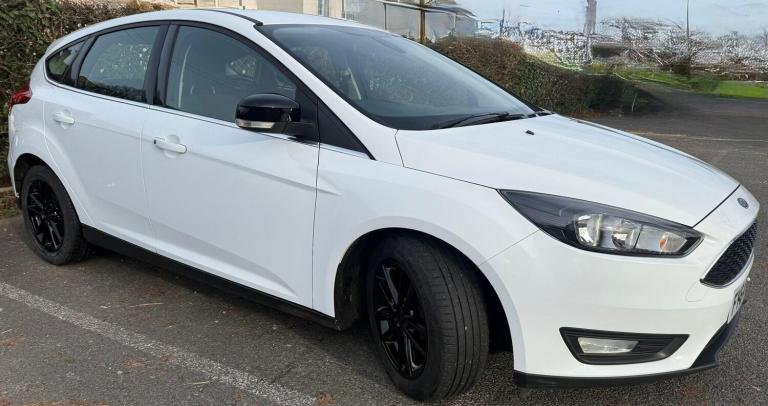  Ford Focus 1.6 Zetec Powershift Euro 6 5dr Petrol Automatic