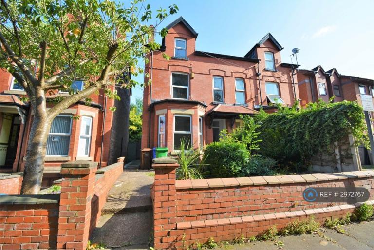 5 bedroom house in Cleveland Road, Manchester, M8 (5 bed) (#2972767)