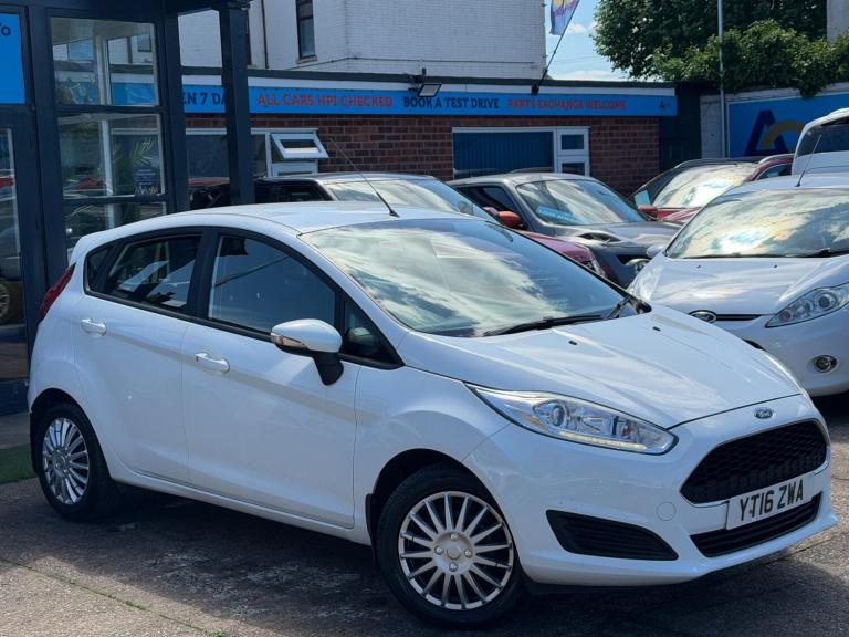 2016 Ford Fiesta 1.25 Style Hatchback 5dr Petrol Manual Euro 6 (60 ps) HATCHBACK Petrol Manual
