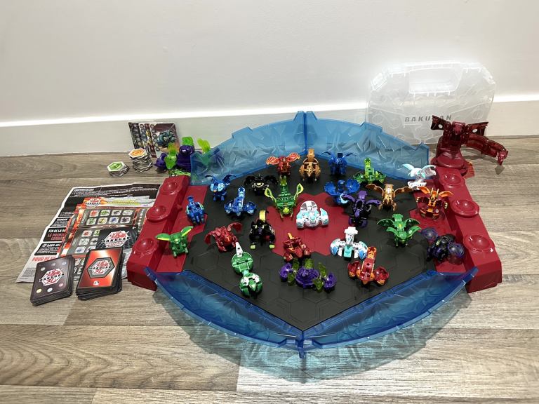 Bakugan Arena Battle League Coliseum Armored Alliance 26 x Figures 